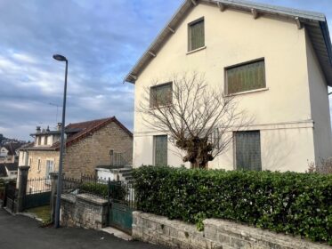 MAISON DE VILLE 141M² LONS LE SAUNIER